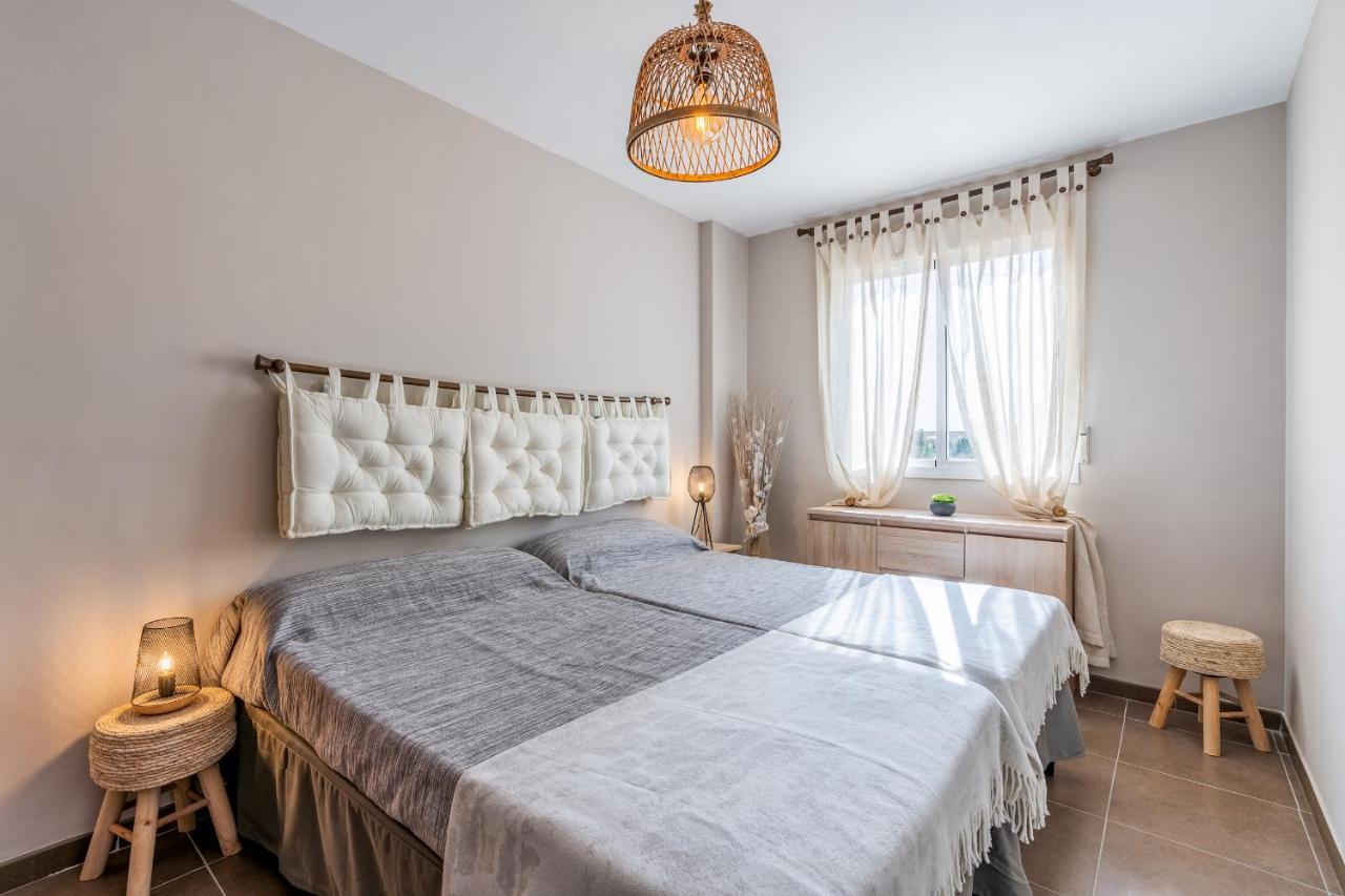 Bonito Apartamento En La Playa Con Piscina Torrenueva  Kültér fotó